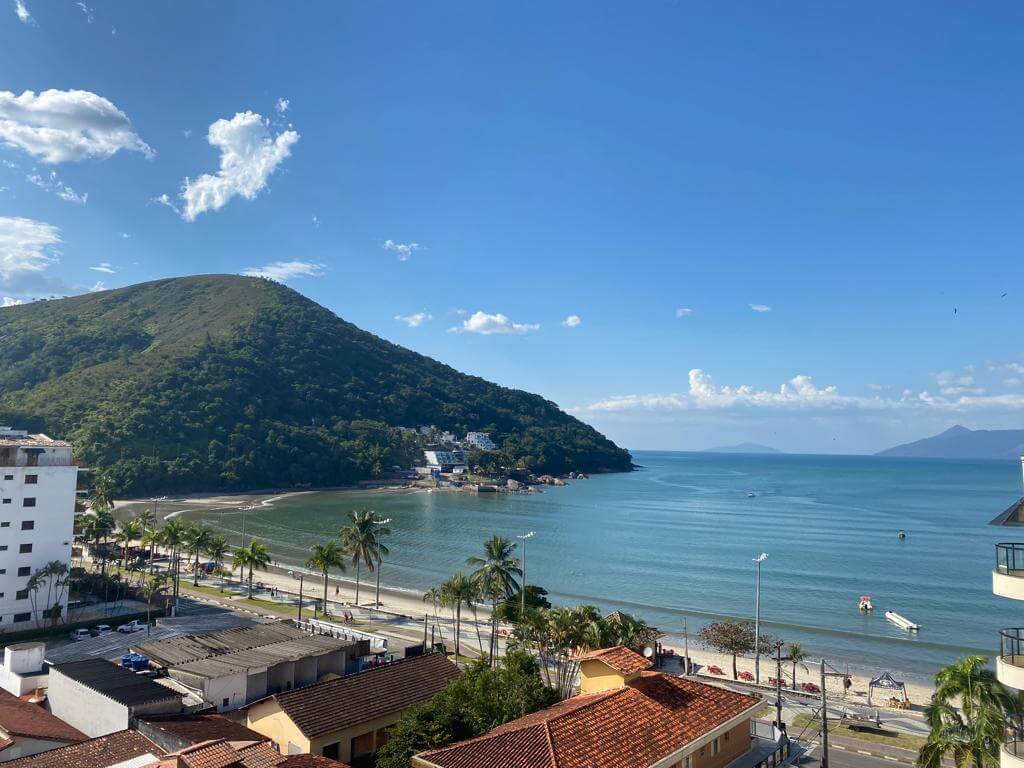Praia Martim de Sá - Autora: Gabriella Ratieri.