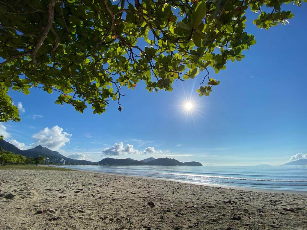 Praia Martim de Sá - Autora: Gabriella Ratieri
